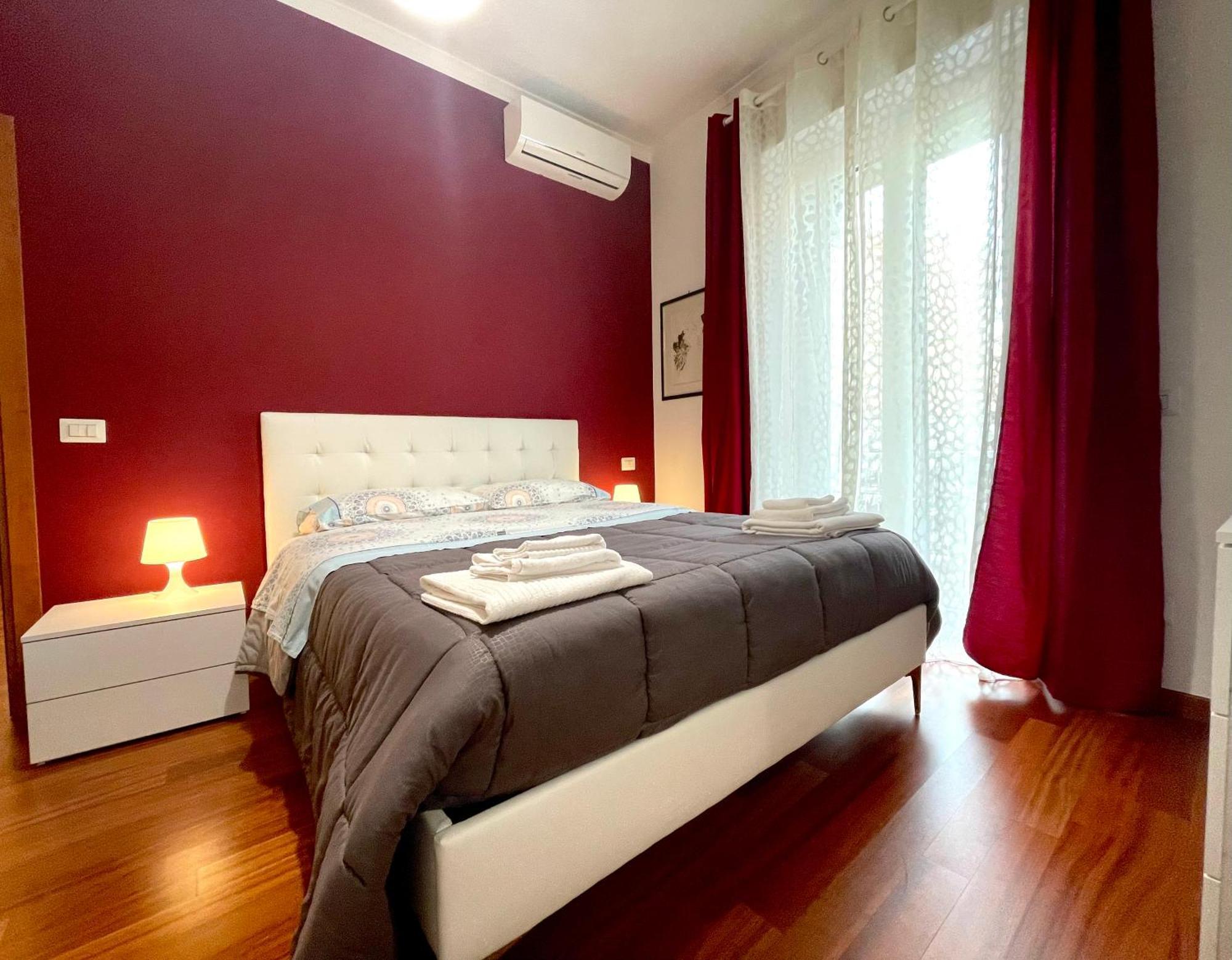 Lucens Domus Appartamento Roma Quartiere Trieste - Vicino Metro B1 - Exterior foto